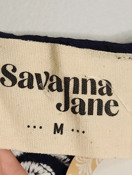 Savanna Jane Navy Floral Embroidered Tie-Strap Tank Top Size Medium NWT - Picture 2 of 11